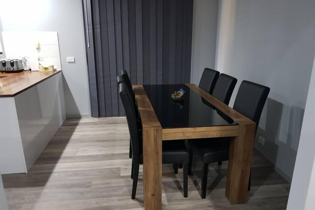 Blue Wren Bnb Bathurst Ngoại thất bức ảnh